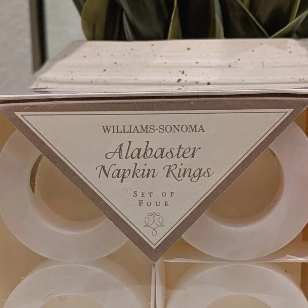 Williams-Sonoma Alabaster Napkin Rings White Stone Italian Hand Carved